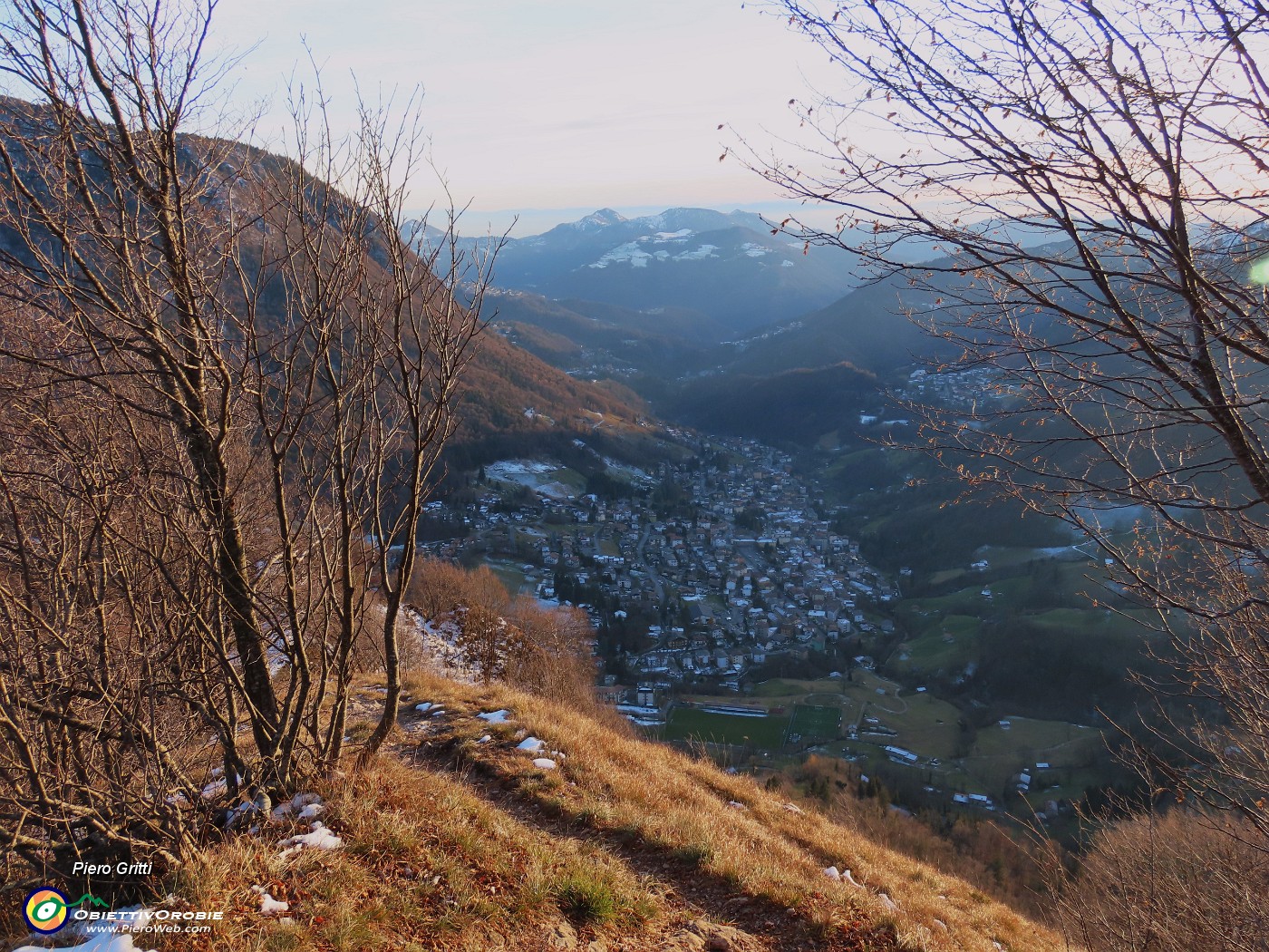 63 Vista sulla Val Serina.JPG